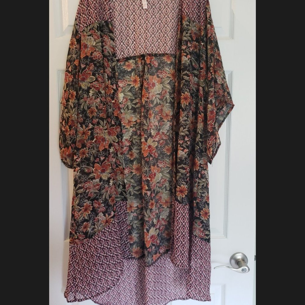 Xhiliration kimono